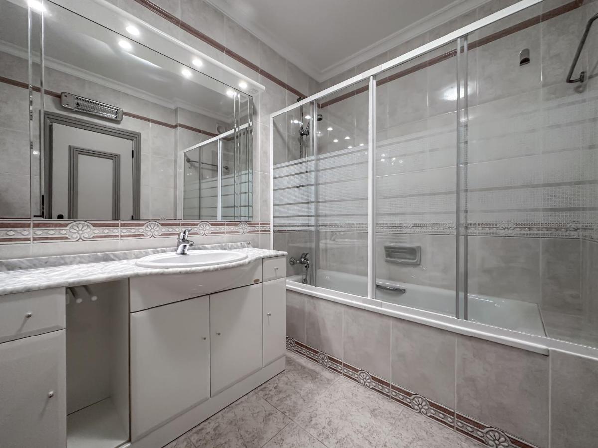 אלבופיירה Luxury Apart Wstunning Sea Views, Walk Beach מראה חיצוני תמונה